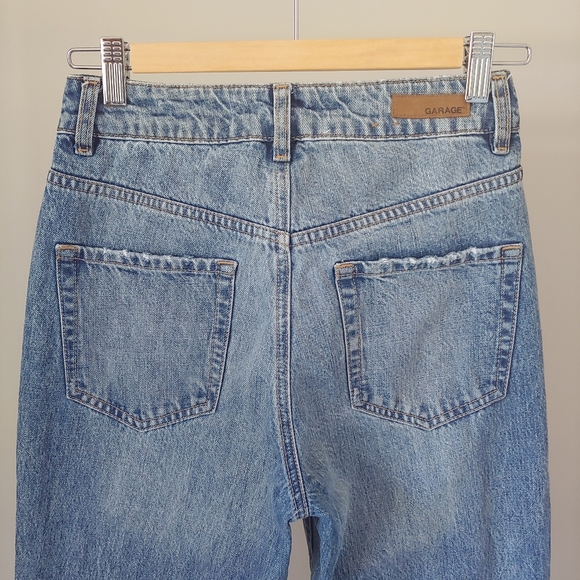 Garage Two-Tone High Rise Mom Jeans Size 1 - Picture 8 of 16
